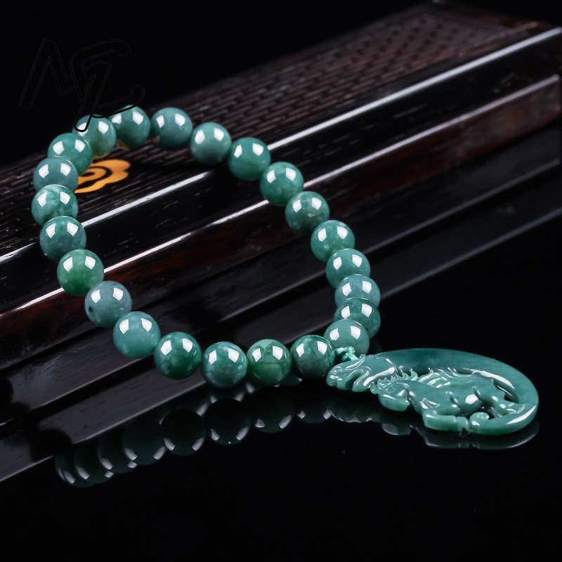 Natürliches Jadeit Blauwasser- – Jewelry & Watches Spółka Z Ograniczoną Odpowiedzialnością Bewertung und Preis