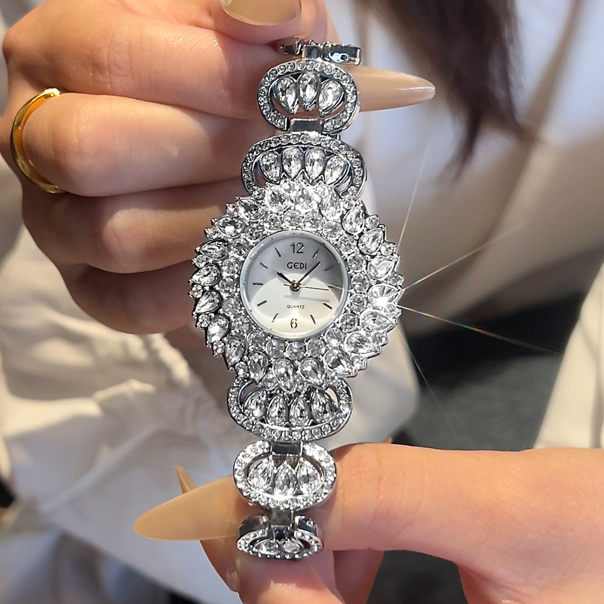 UTHAI CQ443 Modische Luxus-Arm – Jewelry Watches Women Bewertung und Preis