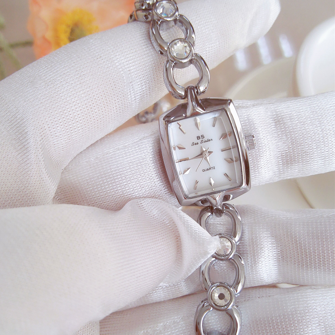 UTHAI Uhr für Damen, leichte L – Jewelry And Watches Luxury Brand Bewertung und Preis